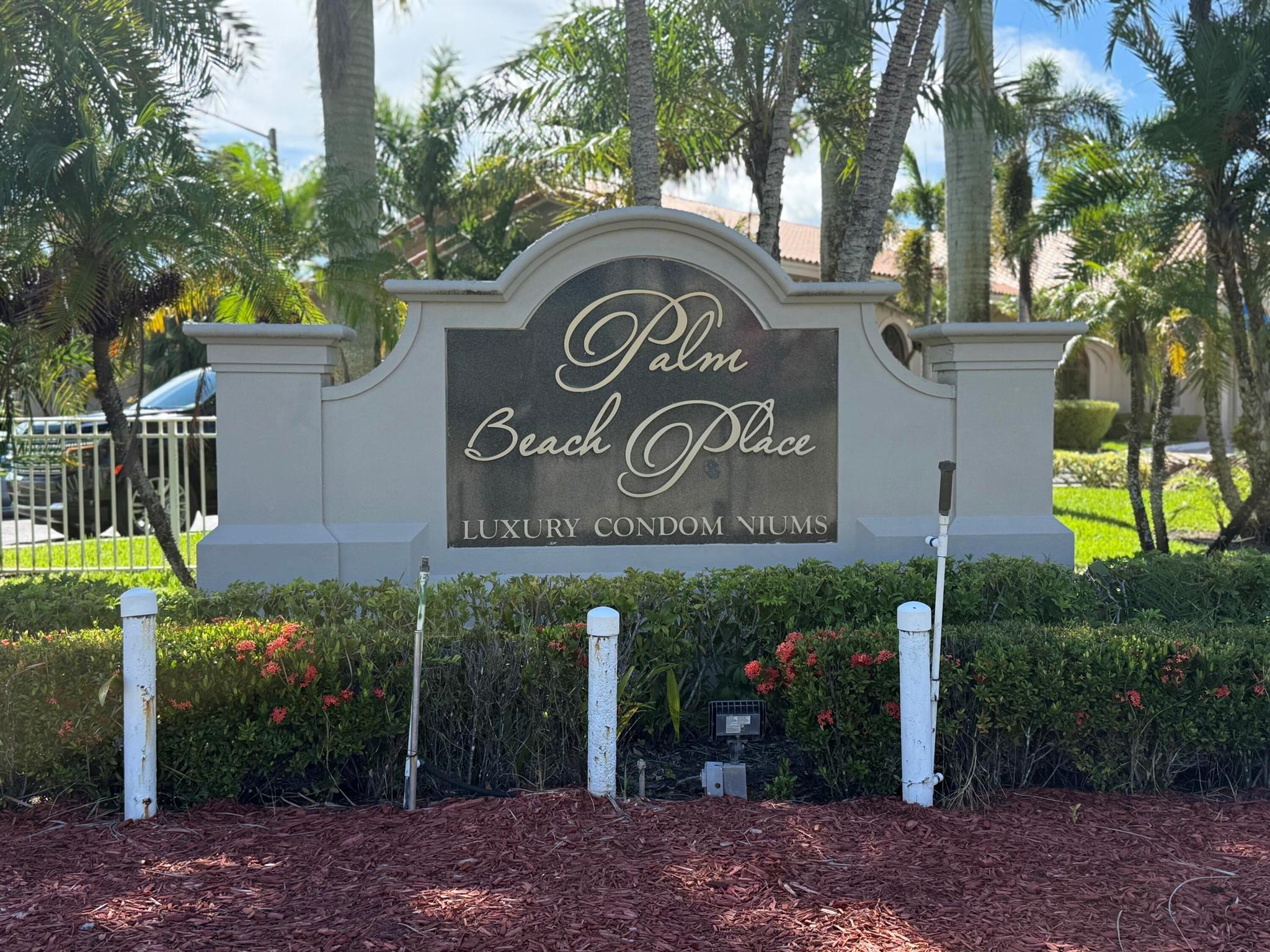 PALM BEACH PLACE CONDO - Residential Lease