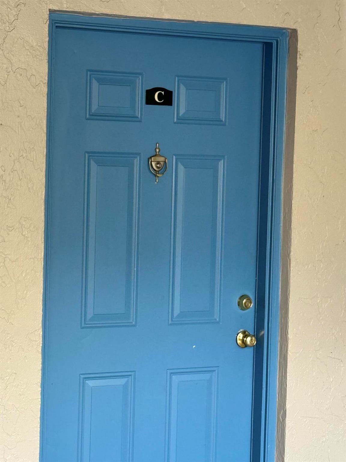 PALM BEACH PLACE CONDO - Residential Lease