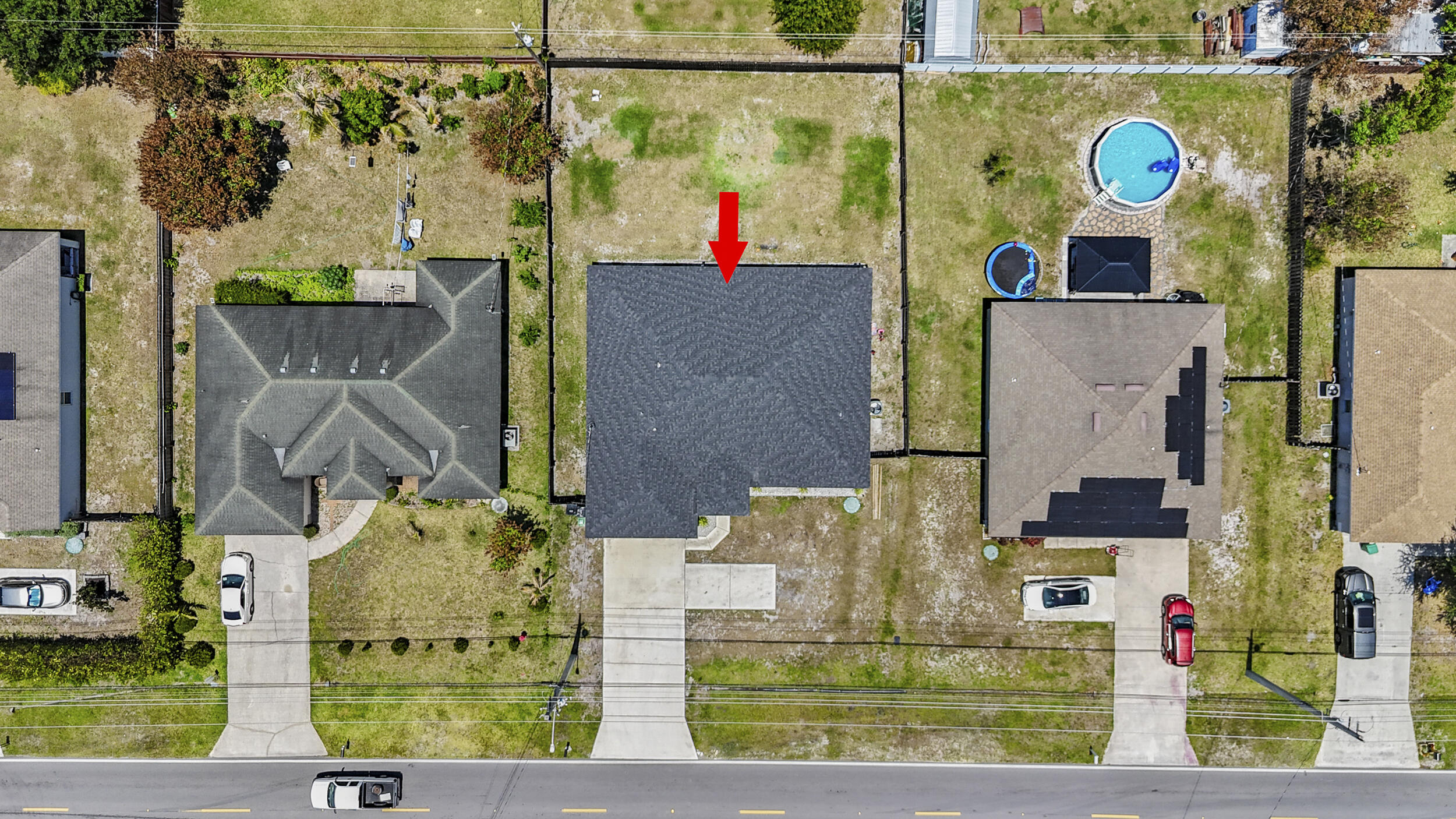 1049 SW Paar Drive