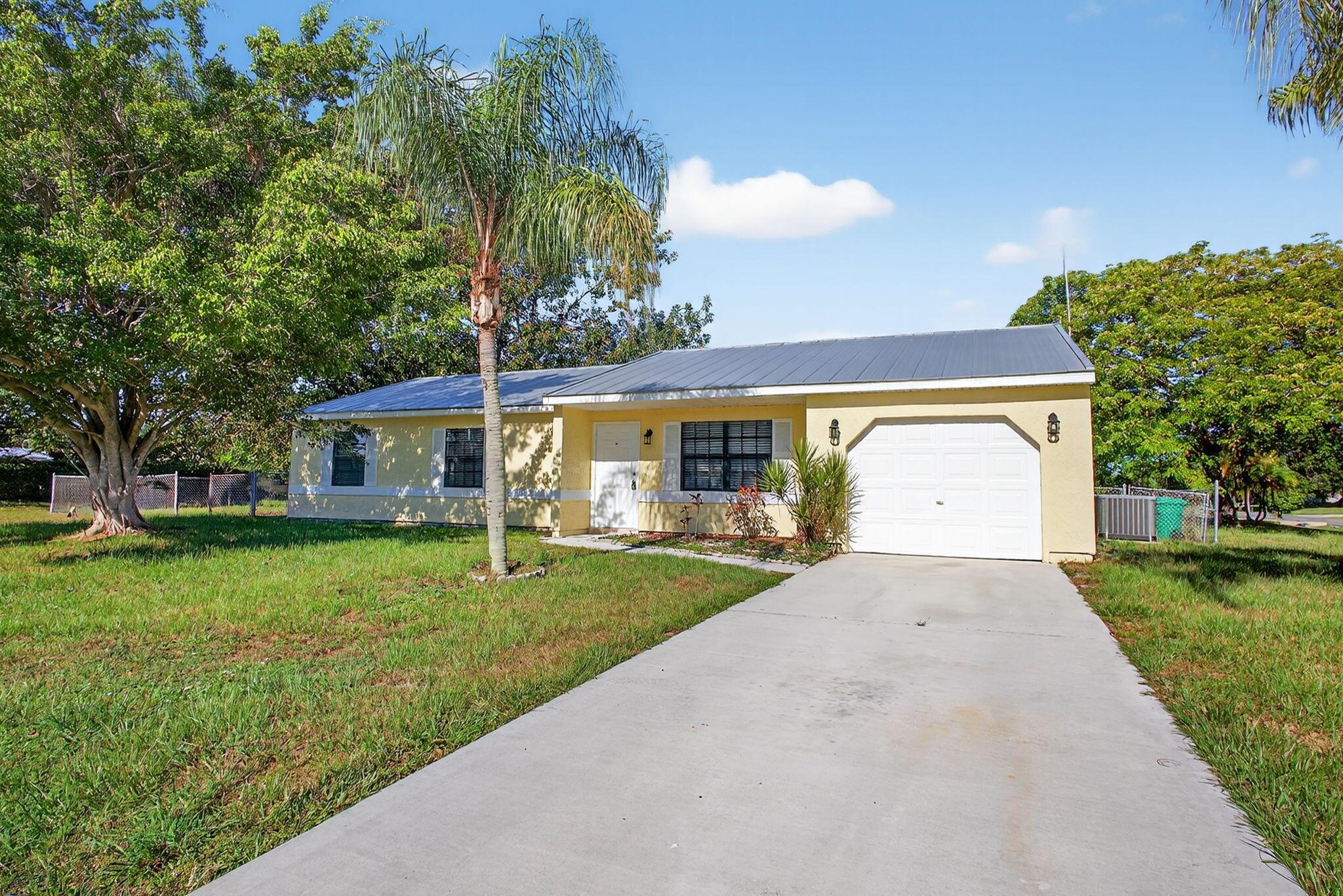 PORT ST LUCIE SECTION 30 - Residential