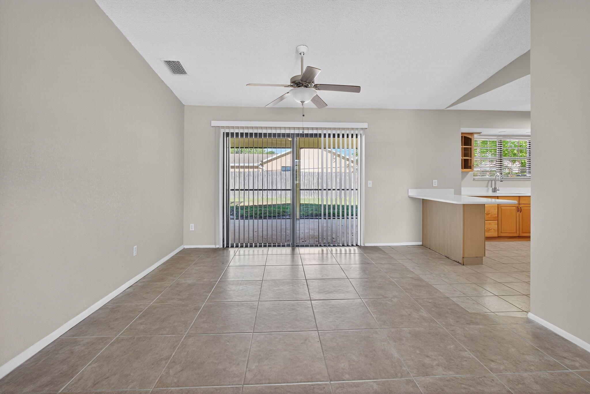 2502 SE Calais Street