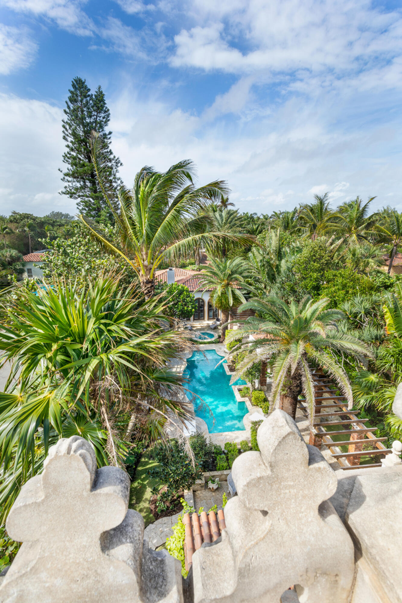 PALM BEACH SHORE ACRES - Residential