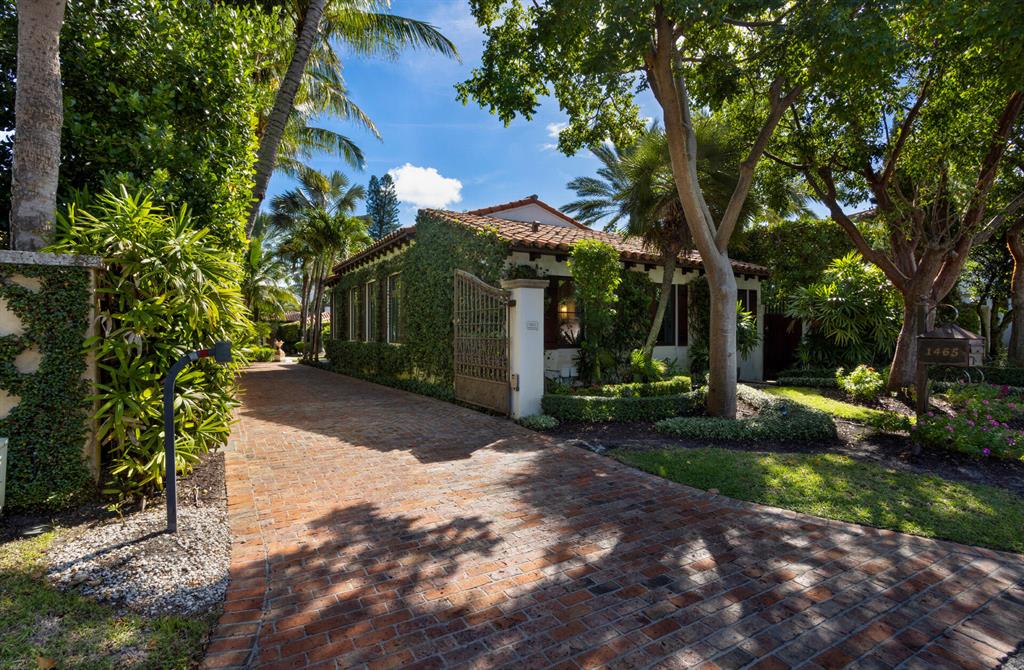 PALM BEACH SHORE ACRES - Residential