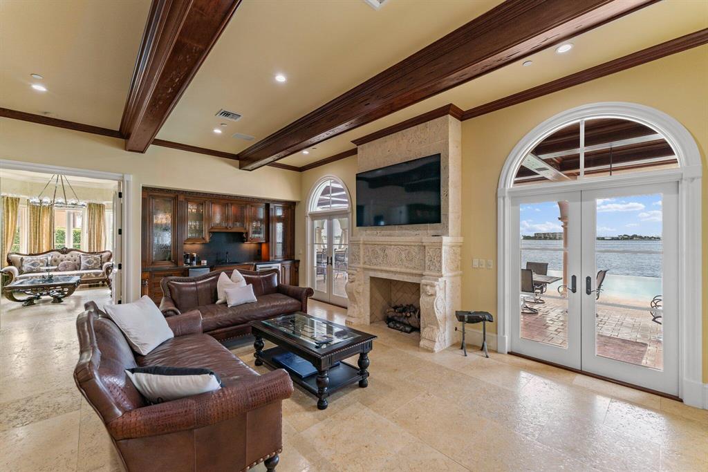 Palm Beach Isles 2 - Residential