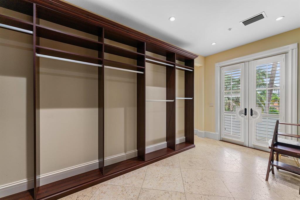 Palm Beach Isles 2 - Residential