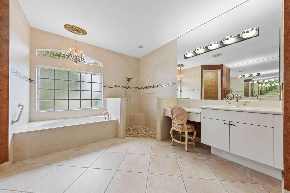 TUSCANY PAR E - Residential