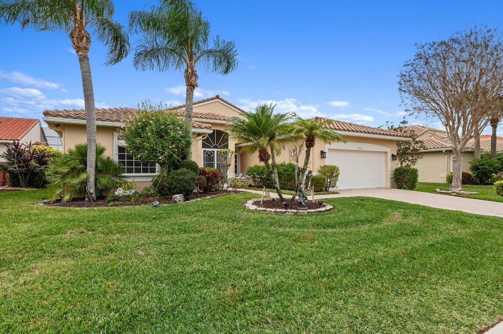 Photo of 8967 Diamonte Drive, Boynton Beach, FL 33472 (MLS # R11157544)