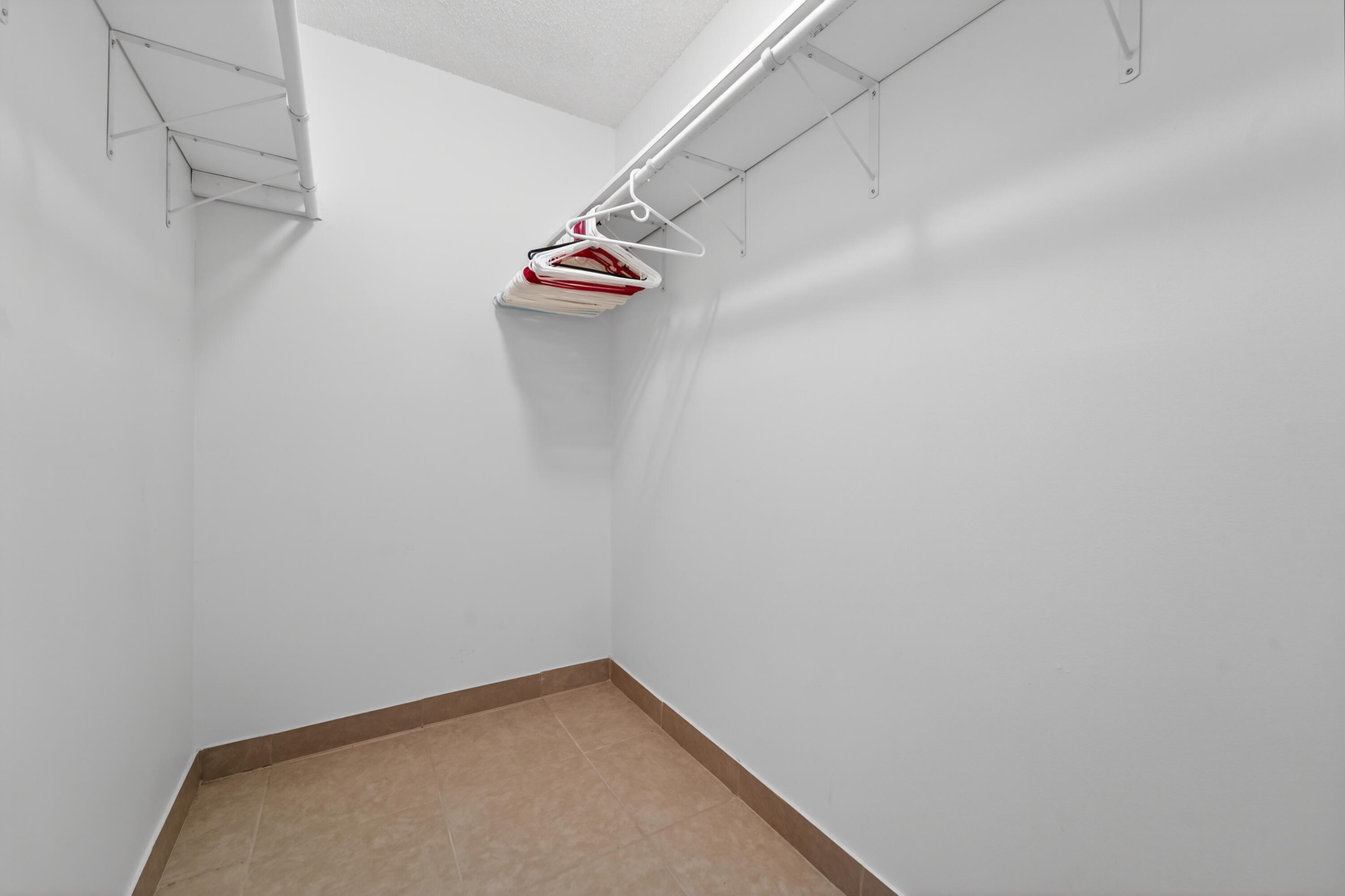 PALM BEACH LEISUREVILLE SEC 10 - Residential