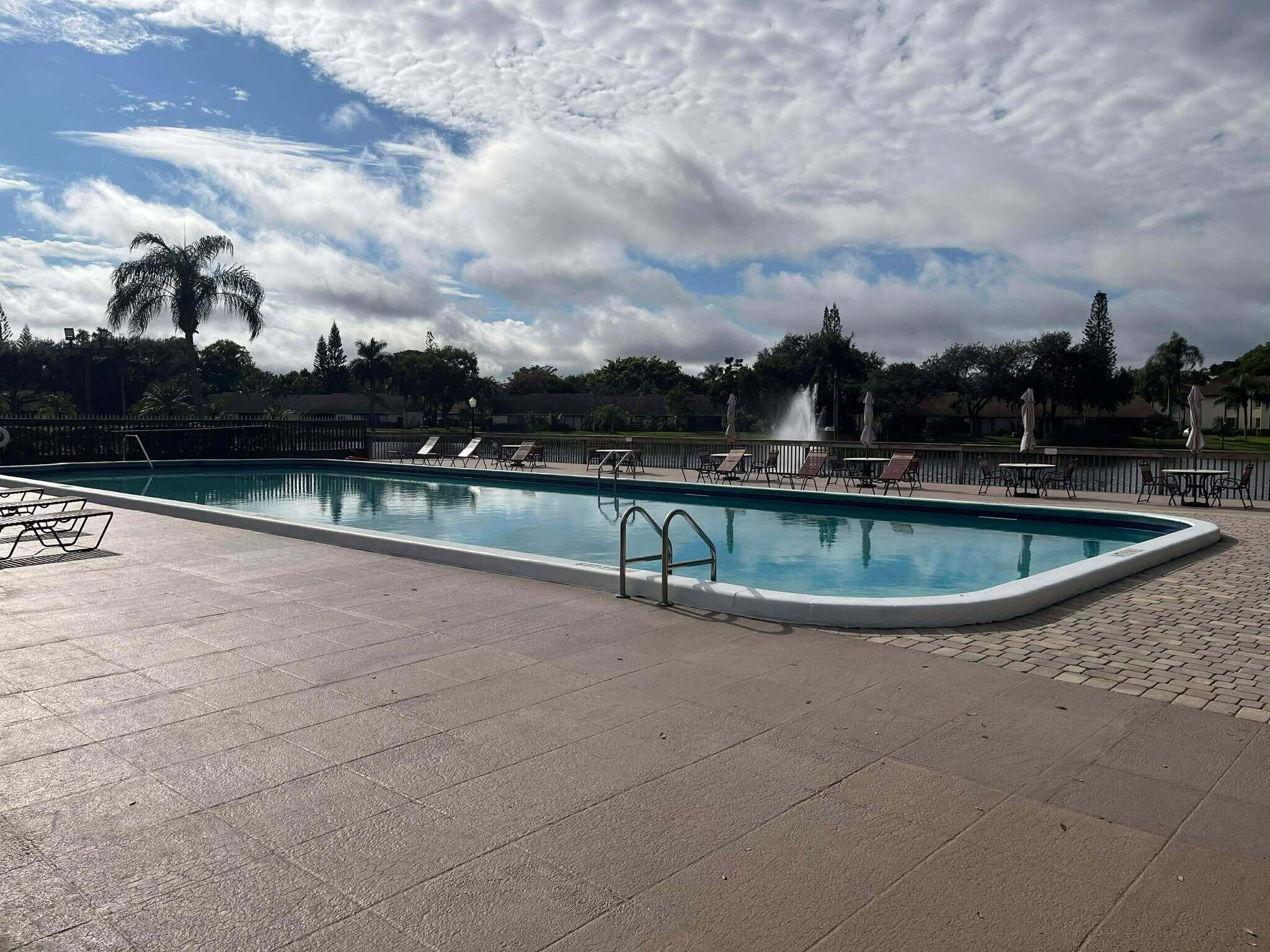 PINE RIDGE AT HAVERHILL C - Residential Lease