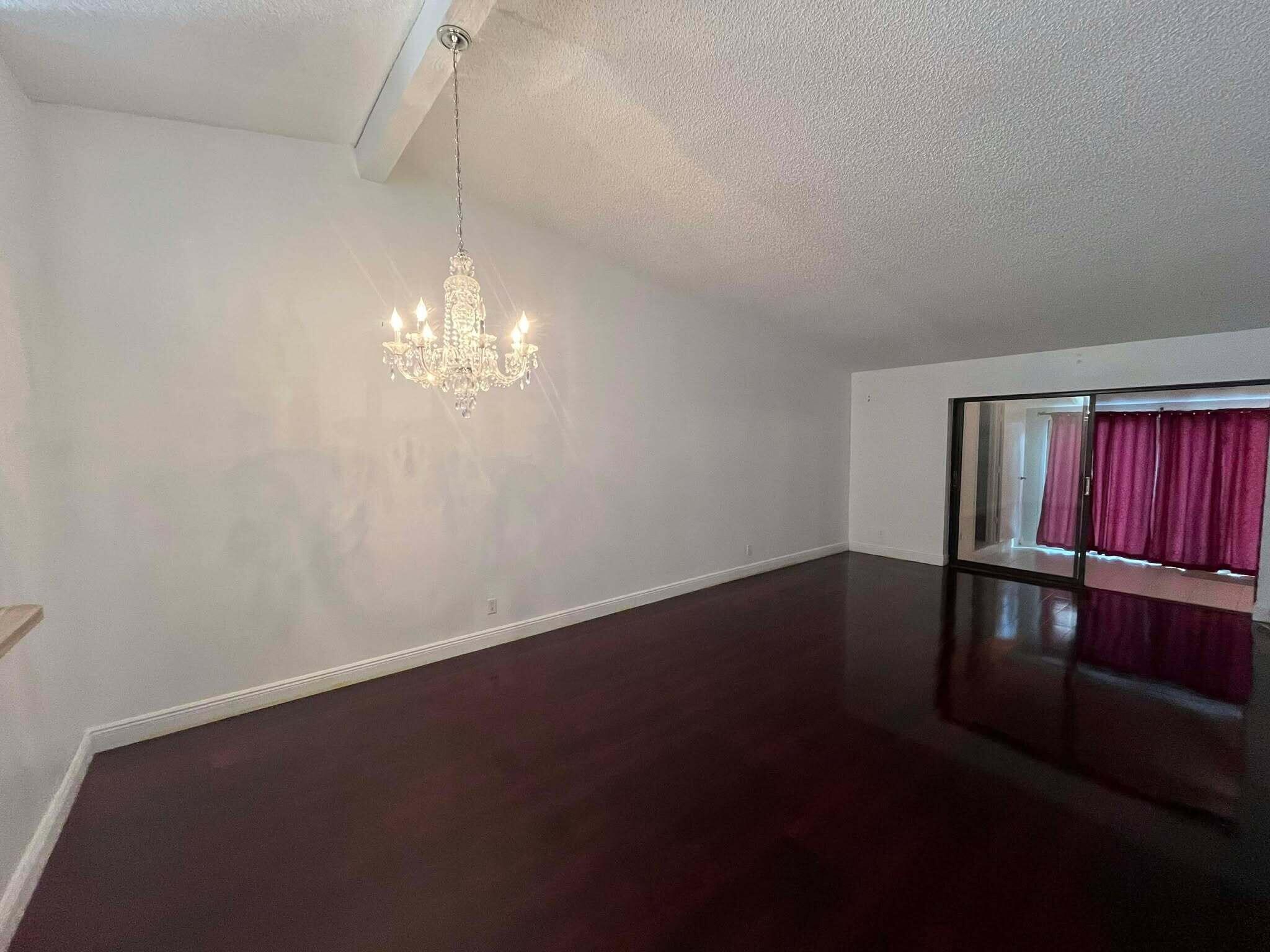 PINE RIDGE AT HAVERHILL C - Residential Lease