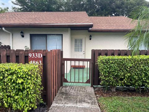 4863 Sable Pine Circle D West Palm Beach FL 33417