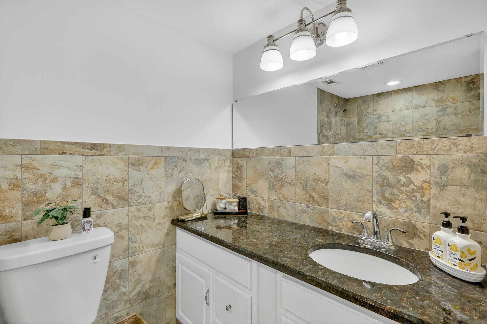 Poppleton Creek Condo - Residential Lease