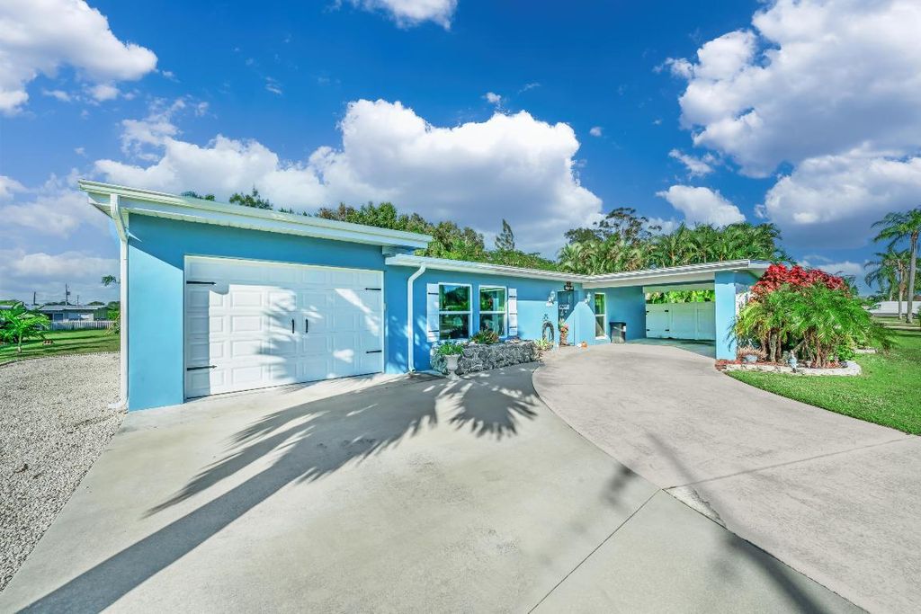 Photo of 1321 SE San Sovina Terrace, Port Saint Lucie, FL 34952 (MLS # R11040929)