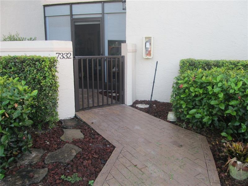 FAIRFAX @ KINGS POINT - Residential