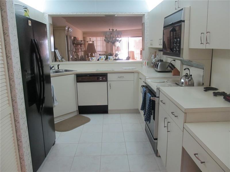 FAIRFAX @ KINGS POINT - Residential