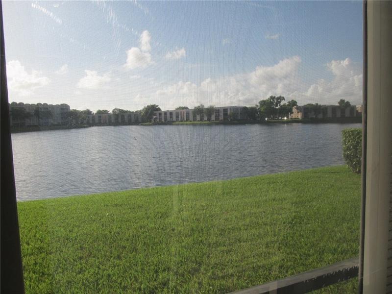 FAIRFAX @ KINGS POINT - Residential