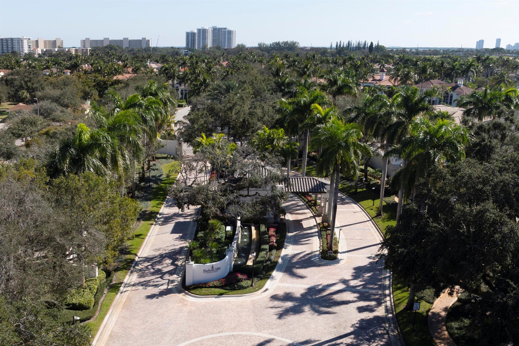 HARBOUR ISLES - Residential