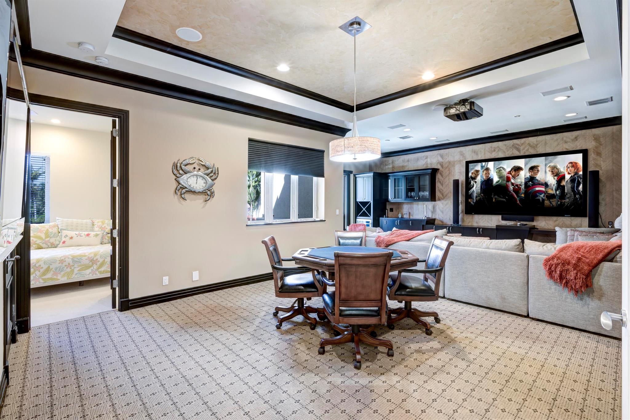 HARBOUR ISLES - Residential