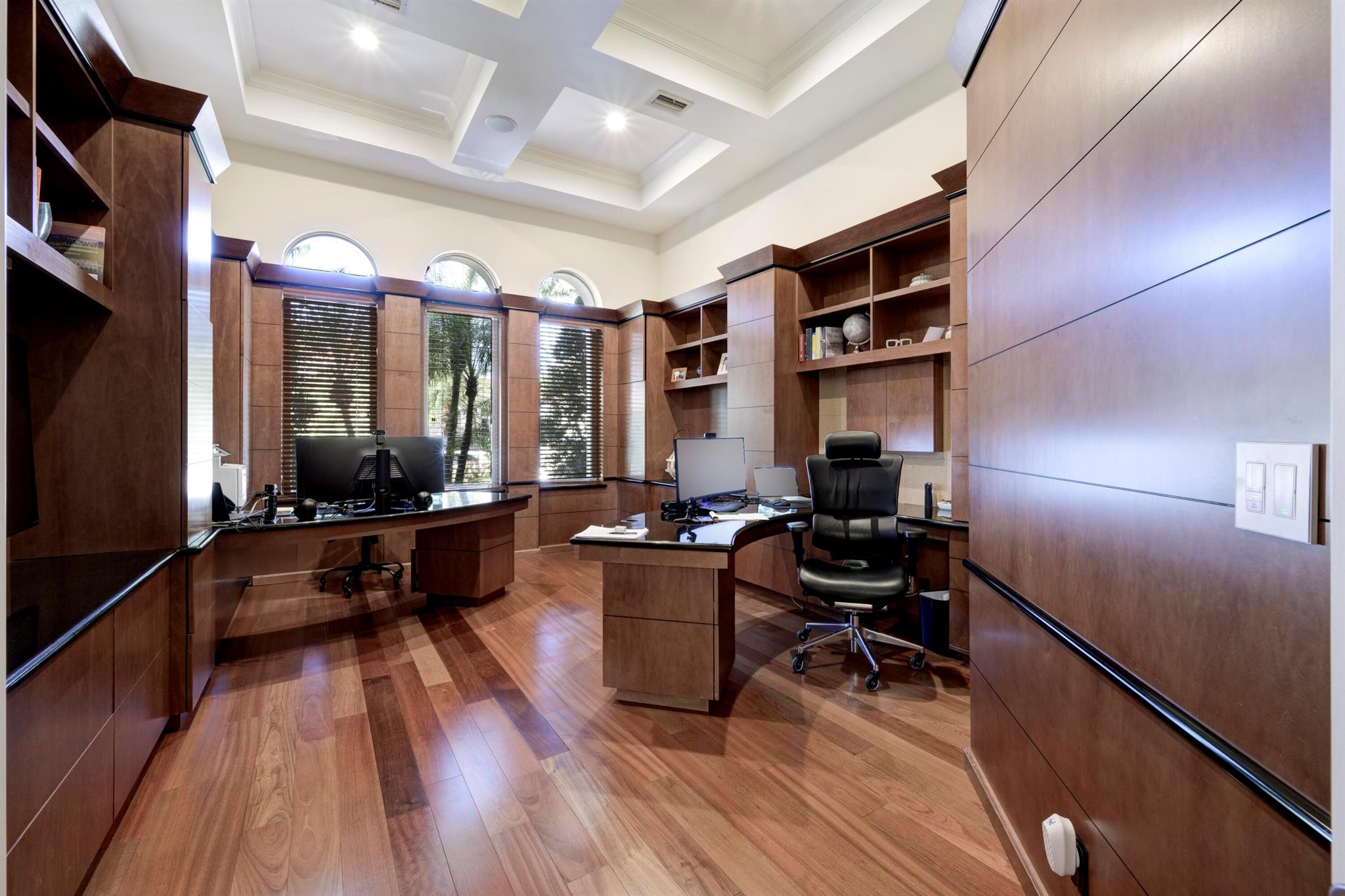 HARBOUR ISLES - Residential