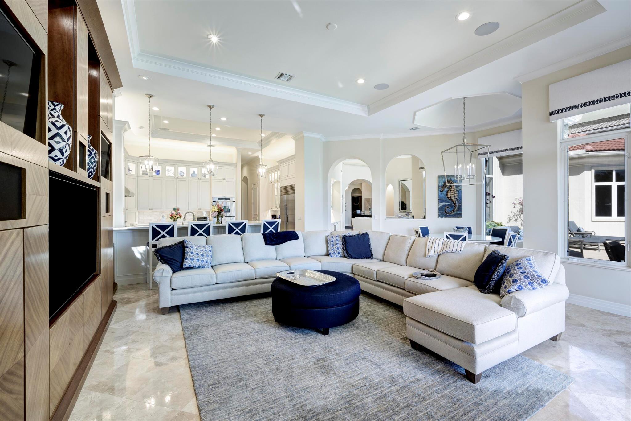 HARBOUR ISLES - Residential