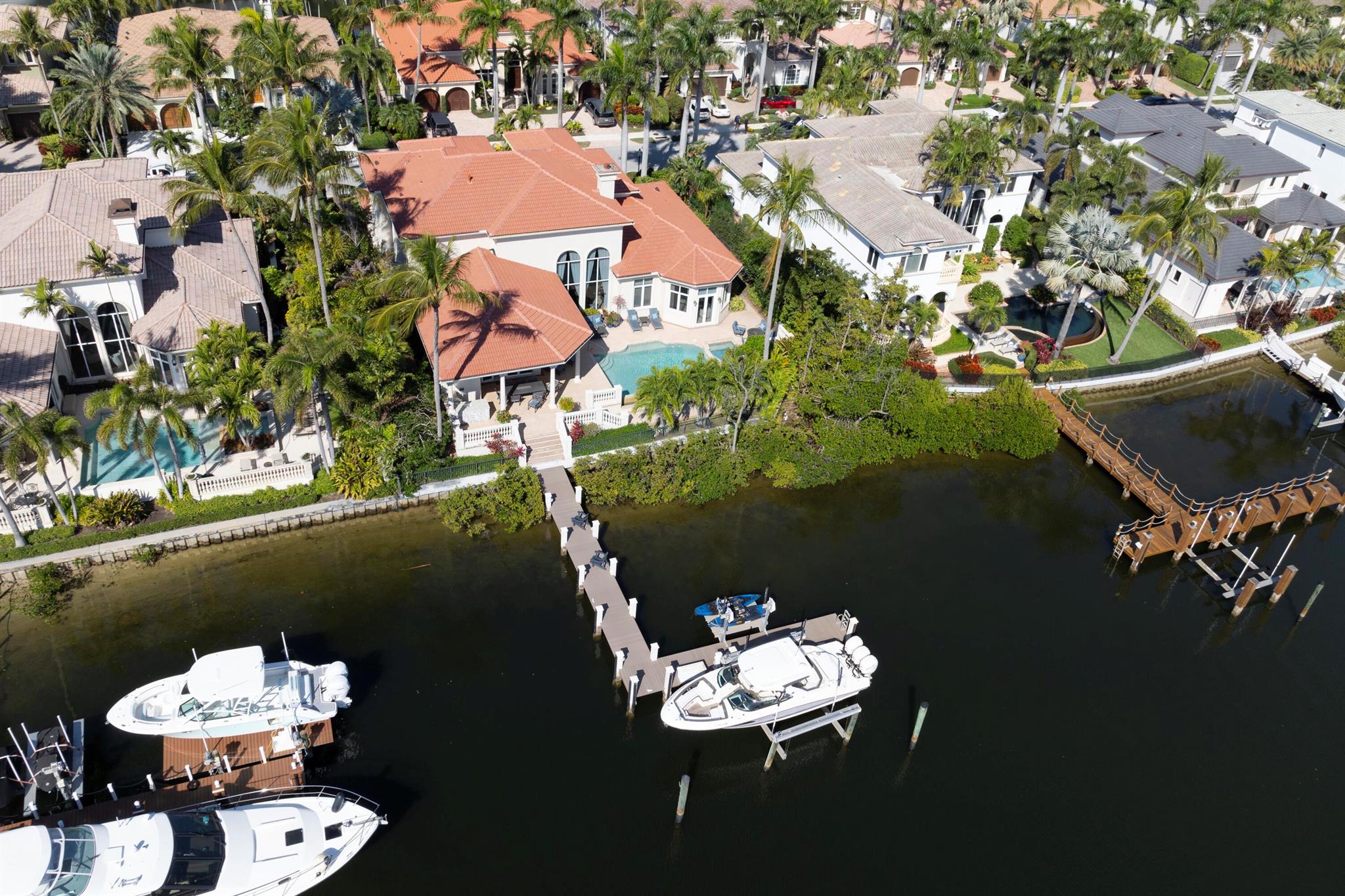 HARBOUR ISLES - Residential