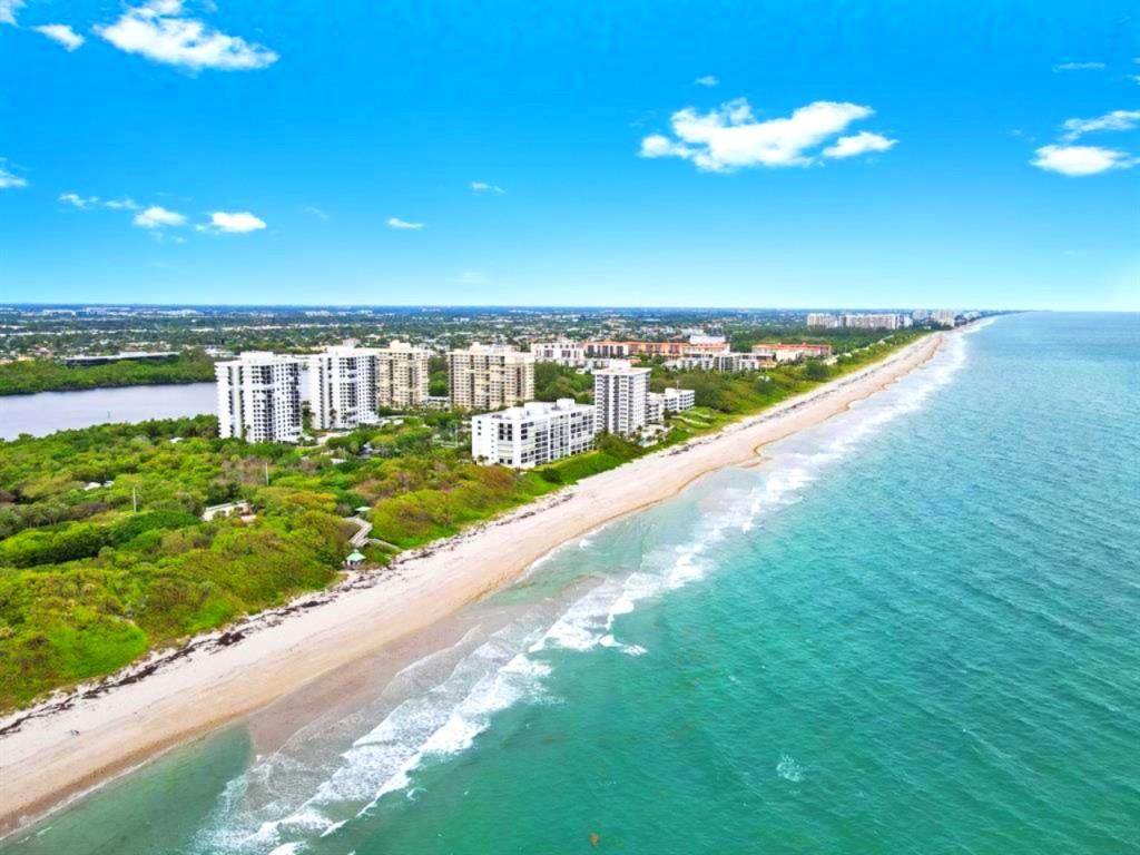 2001 N Ocean Blvd 305