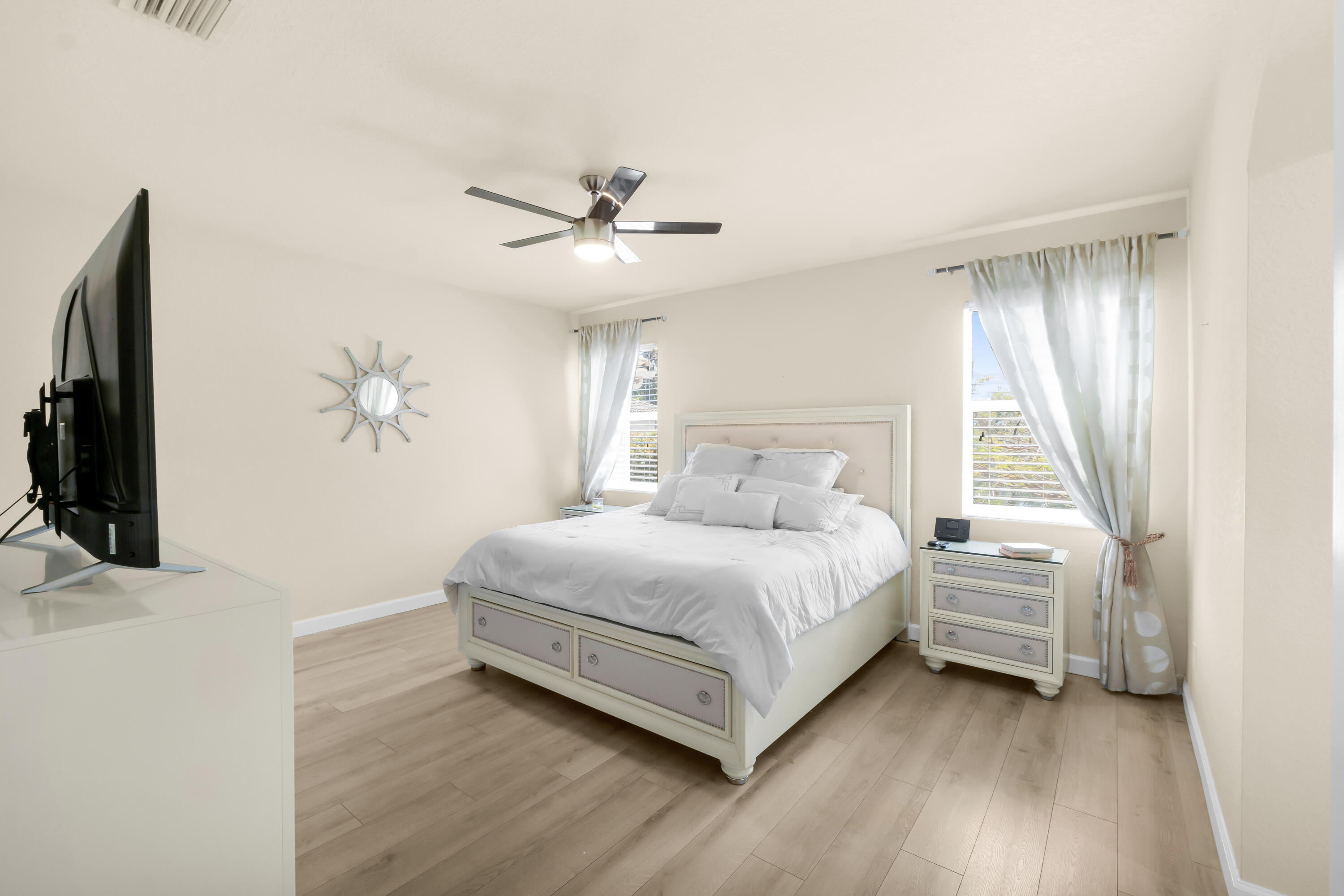 CAPISTARA - Residential