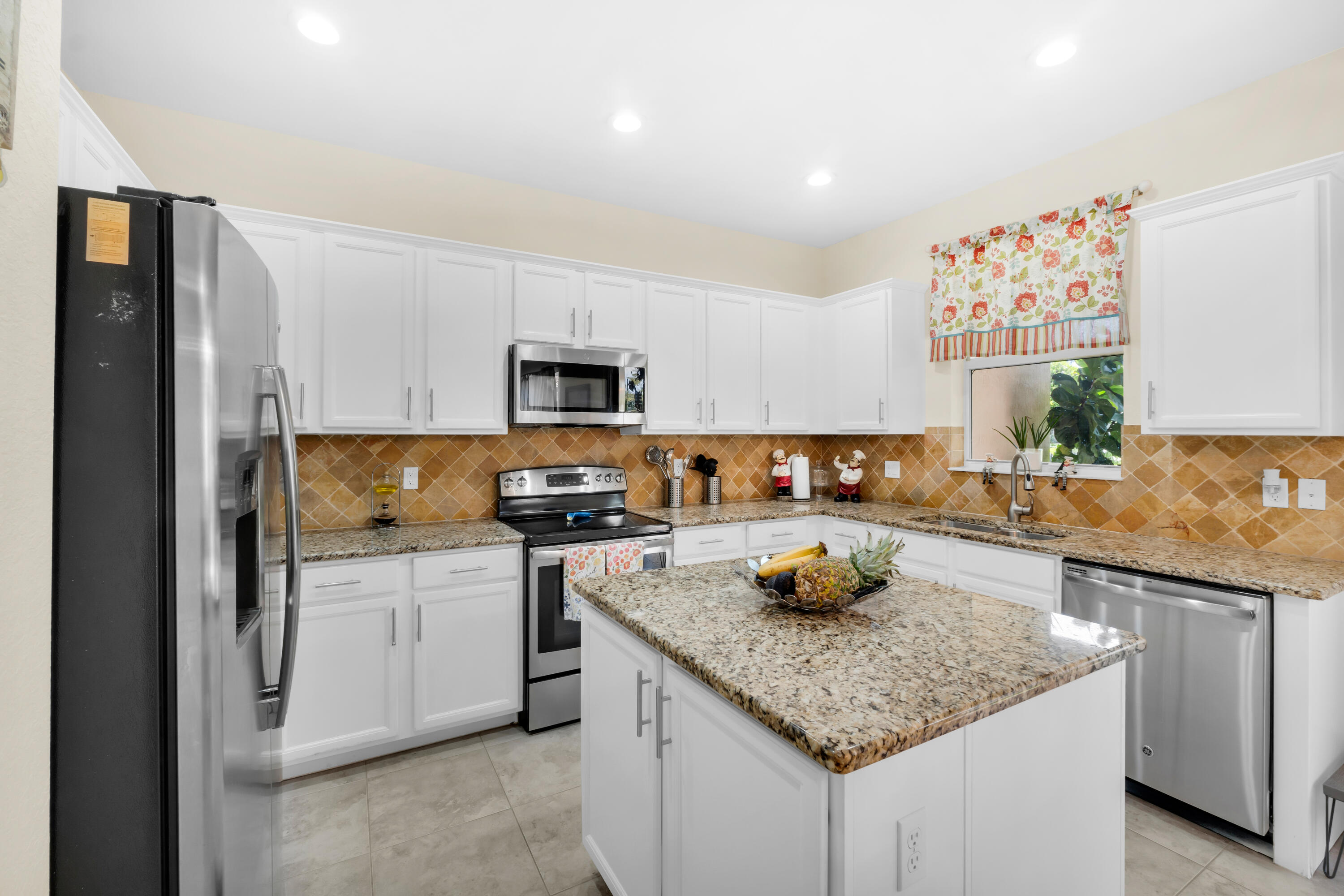 CAPISTARA - Residential