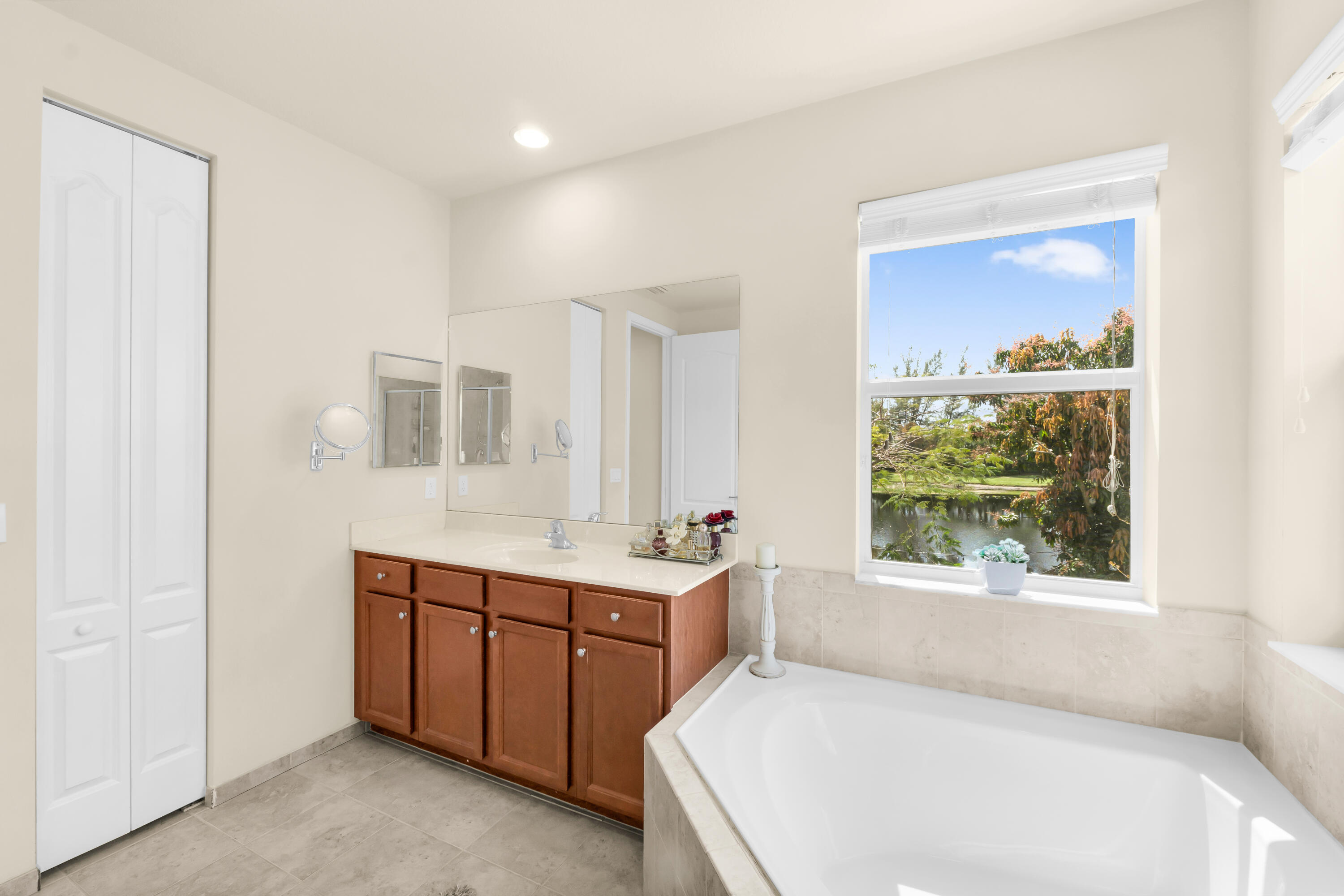 CAPISTARA - Residential