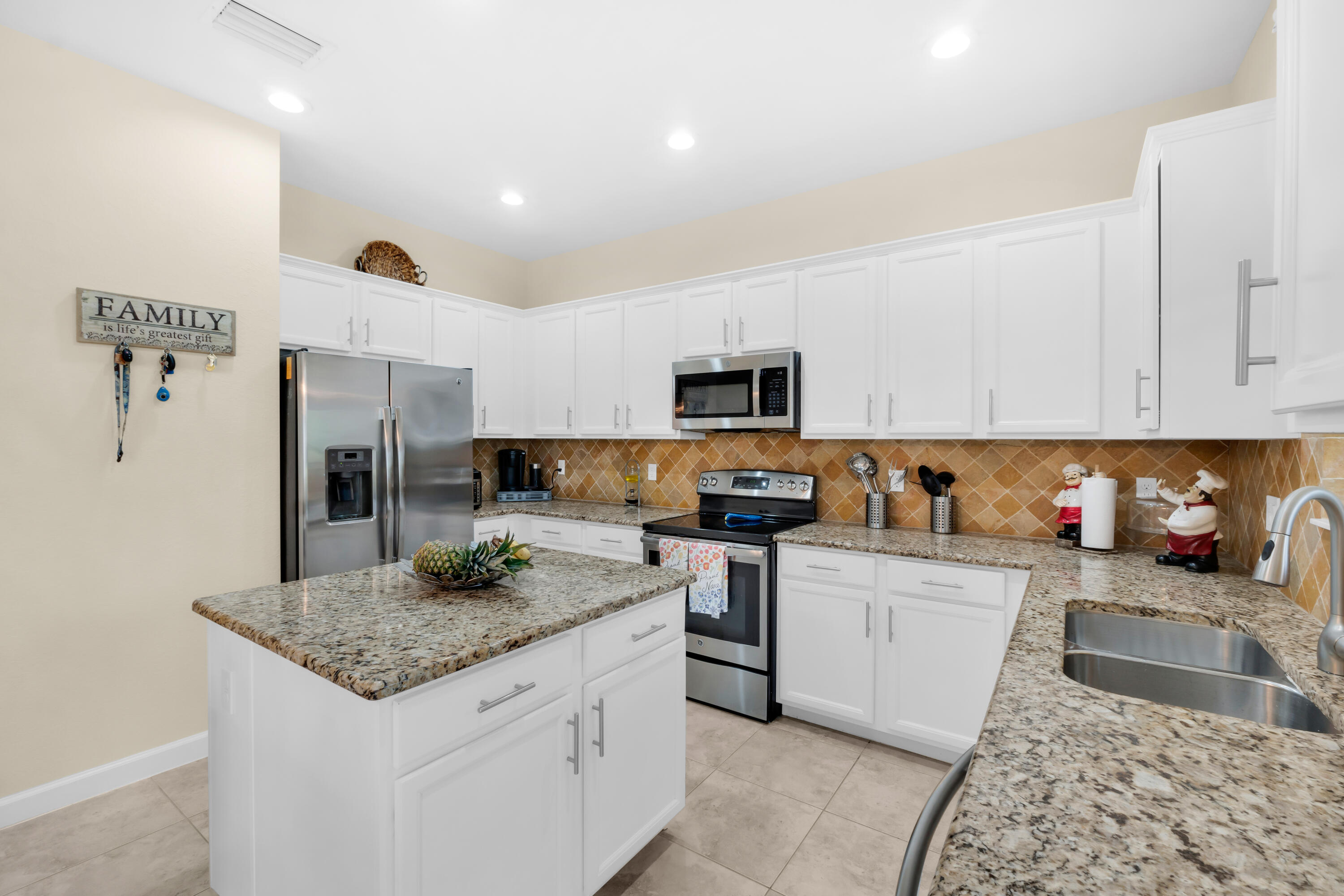 CAPISTARA - Residential