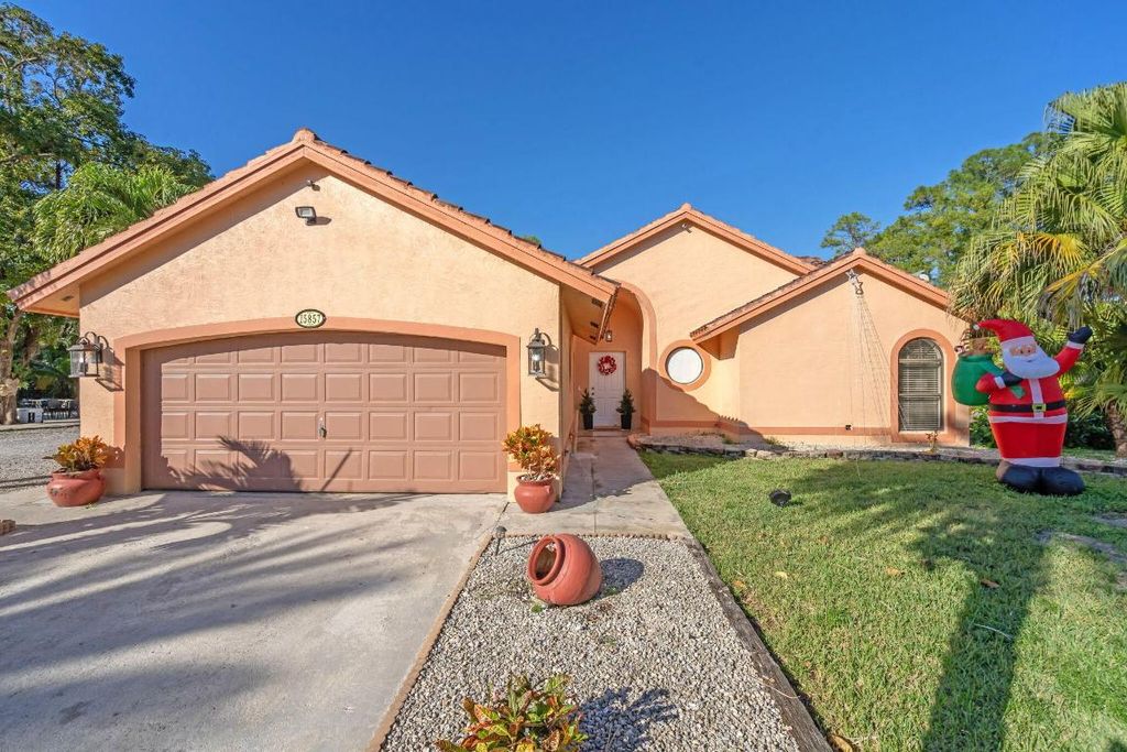 Photo of 15857 N 75th Lane N, Loxahatchee, FL 33470 (MLS # R11147332)