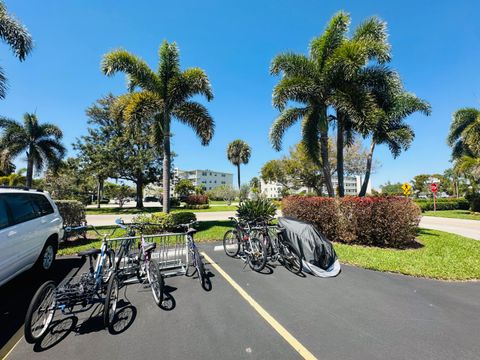 Tiny photo for 310 Grantham A #310, Deerfield Beach, FL 33442 (MLS # B26006470)