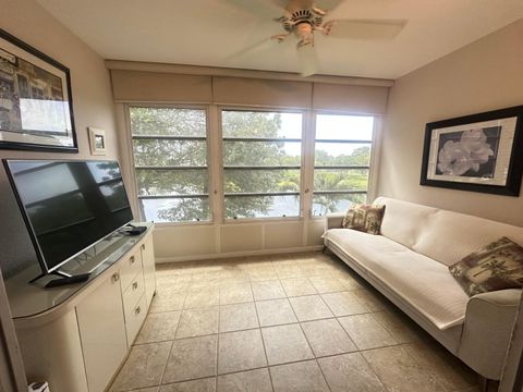 Tiny photo for 310 Grantham A #310, Deerfield Beach, FL 33442 (MLS # B26006470)