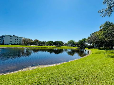 Tiny photo for 310 Grantham A #310, Deerfield Beach, FL 33442 (MLS # B26006470)