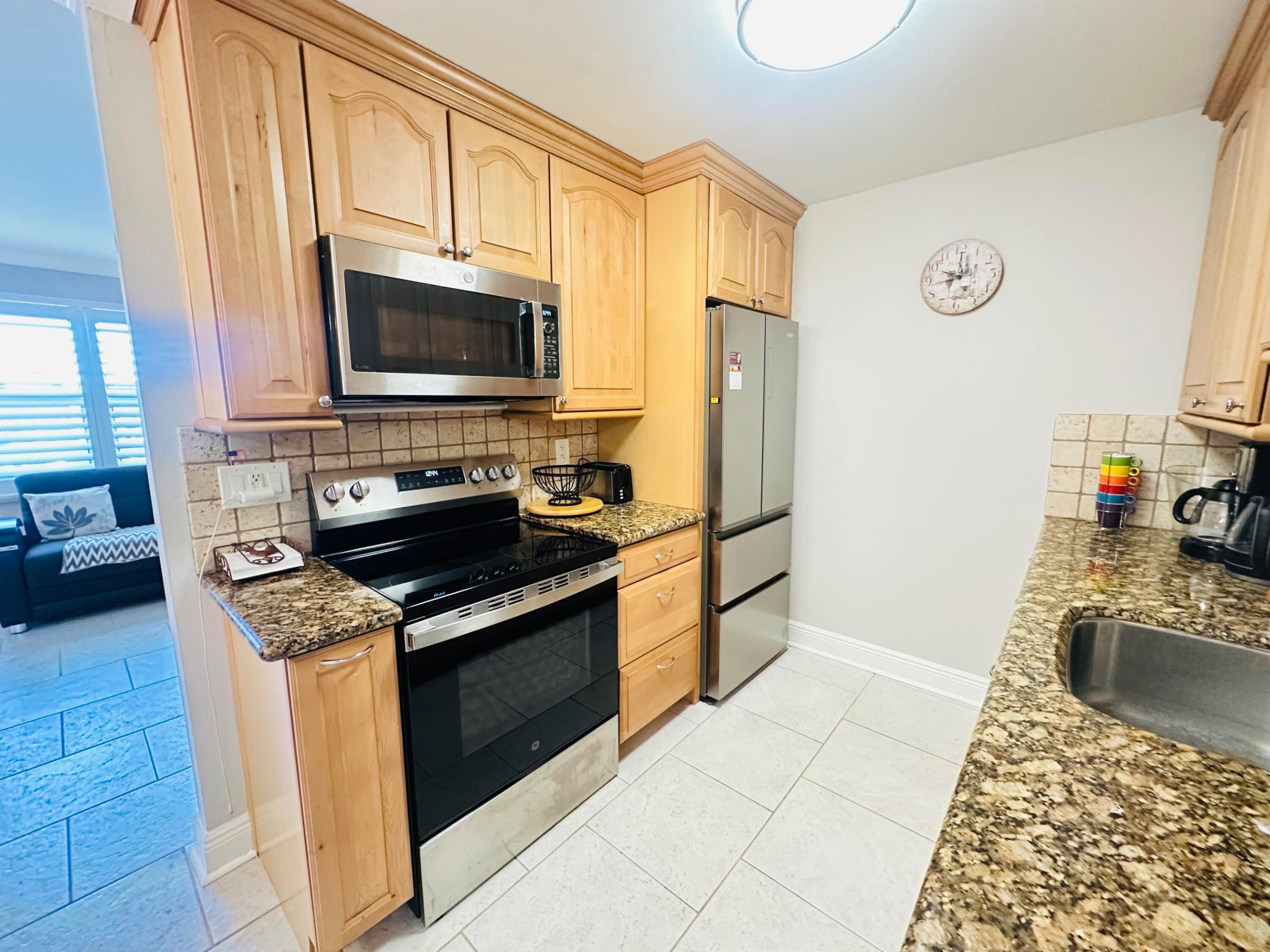 GRANTHAM A CONDO - Residential