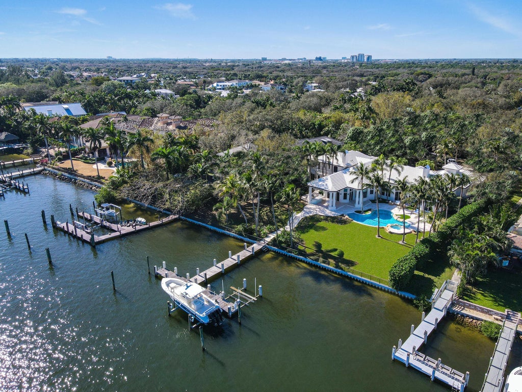 Photo of 2270 Wilsee Road, Palm Beach Gardens, FL 33410 (MLS # R11016000)