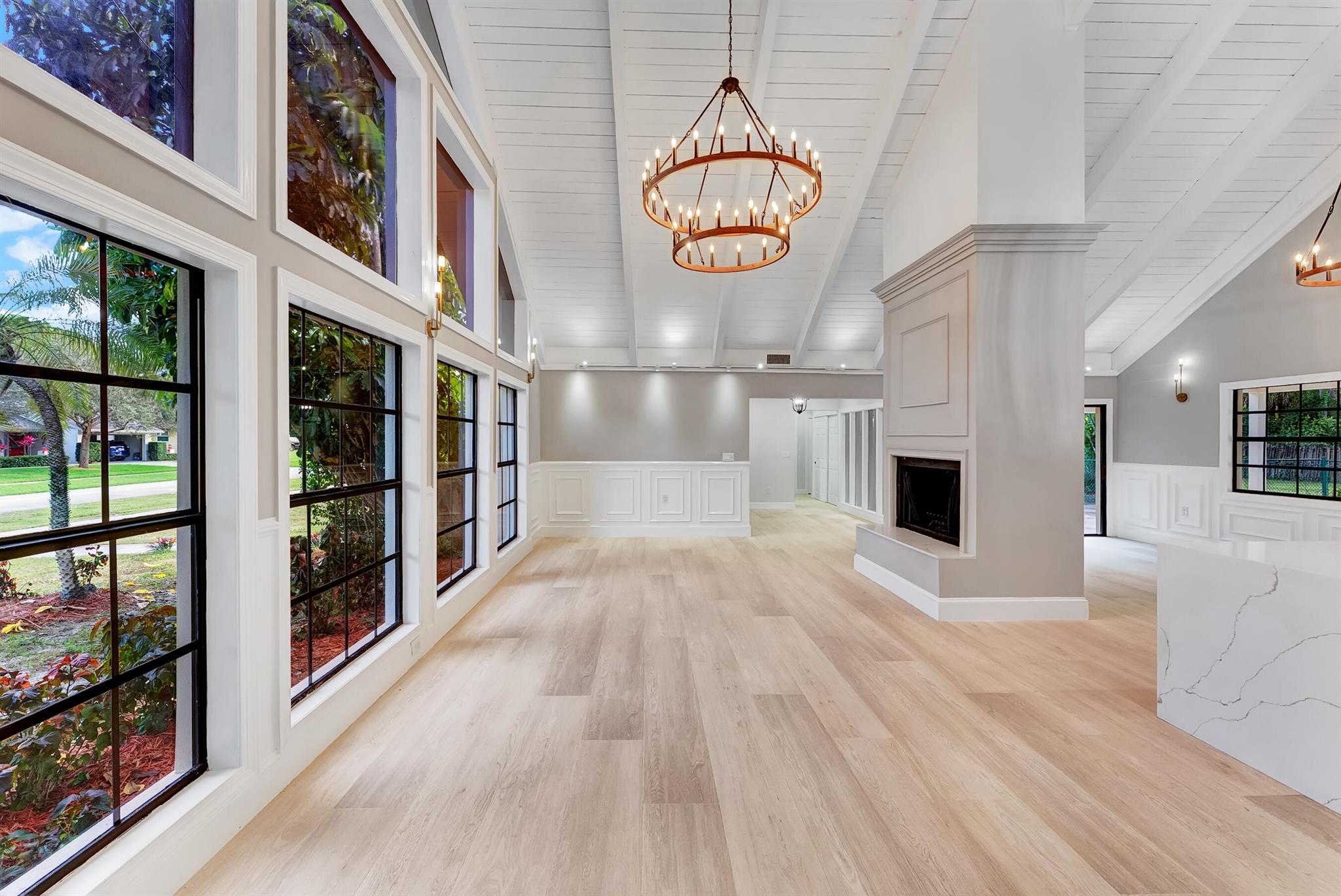 PINEWOOD EAST 2 OF WELLIN - Residential