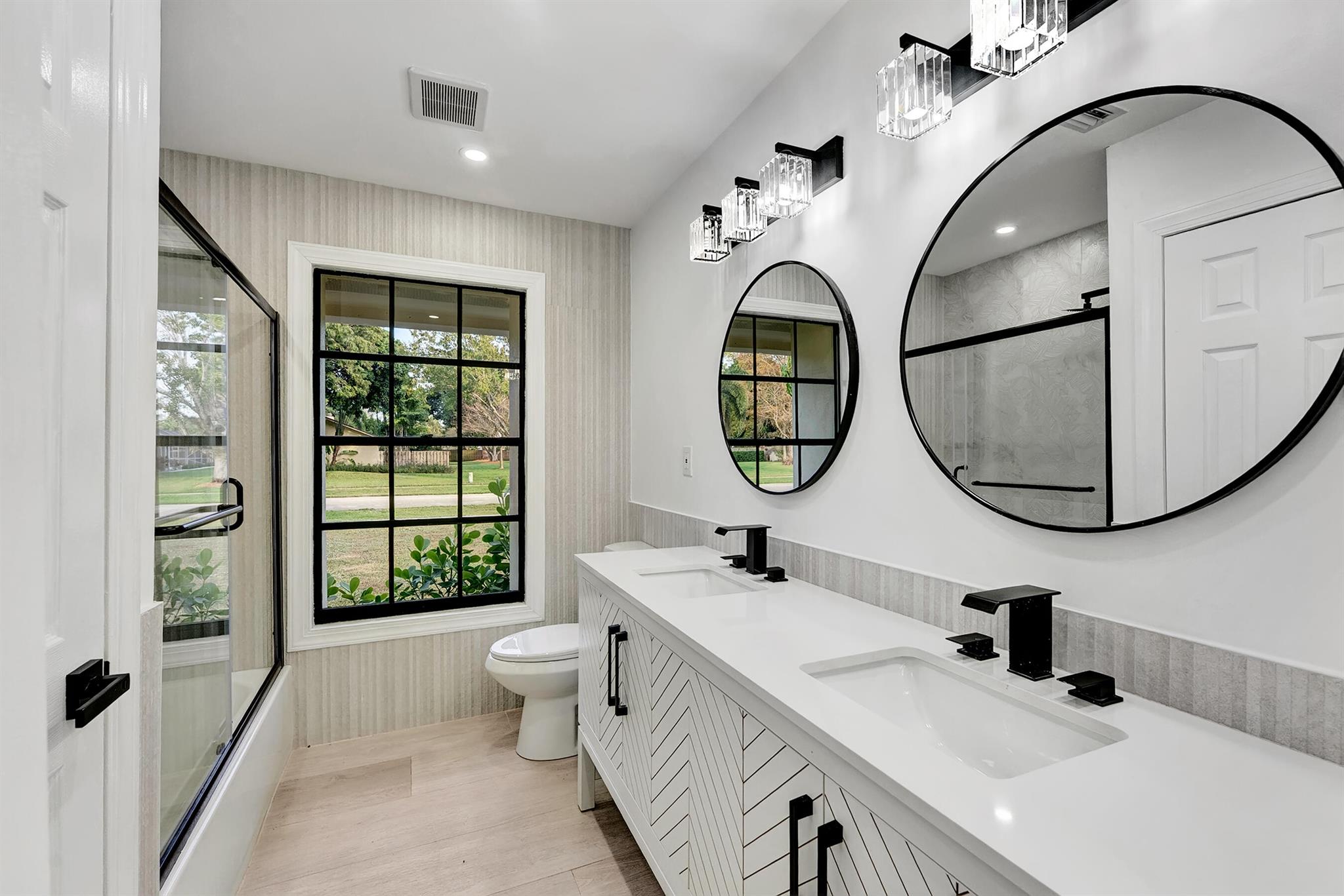 PINEWOOD EAST 2 OF WELLIN - Residential