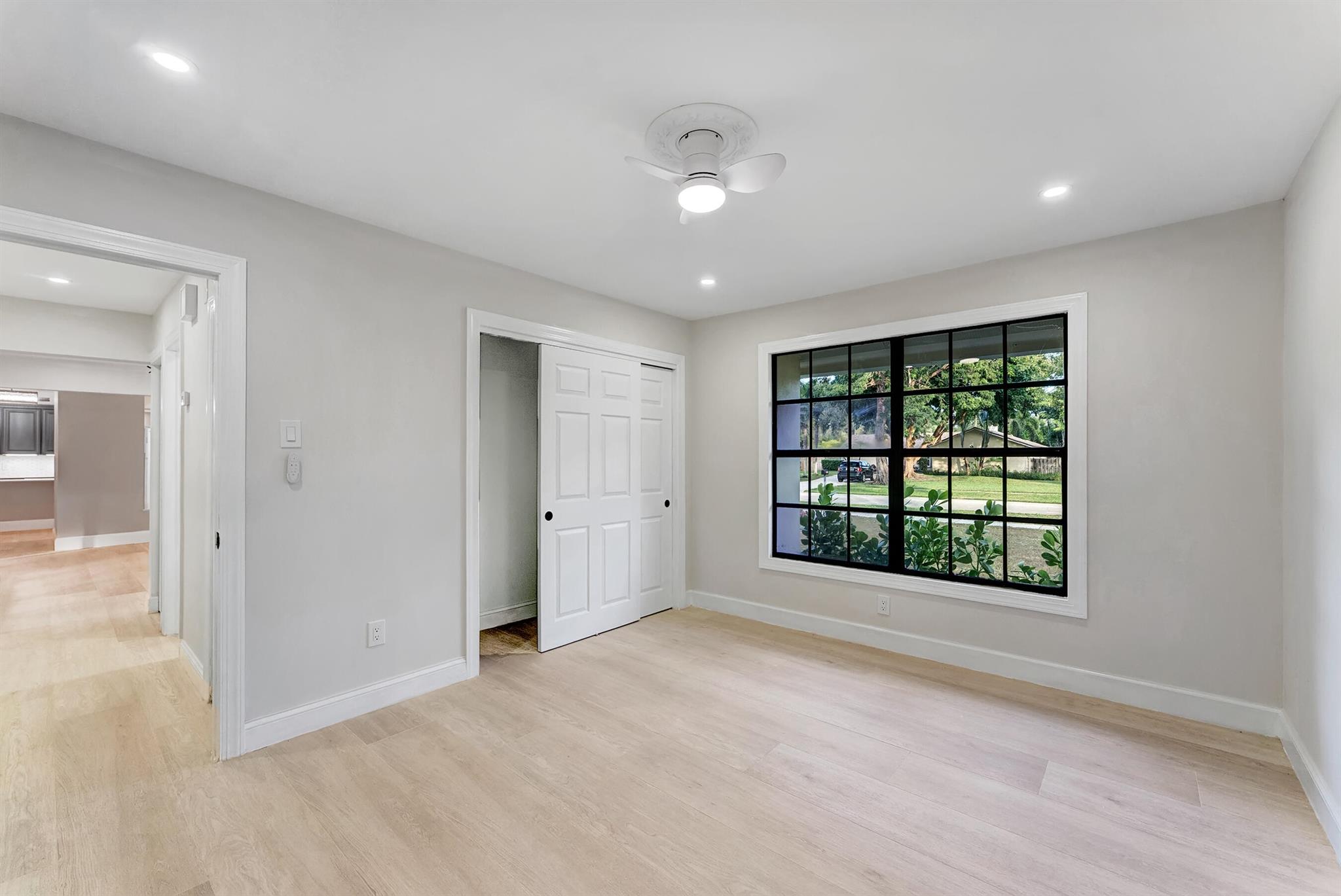 PINEWOOD EAST 2 OF WELLIN - Residential