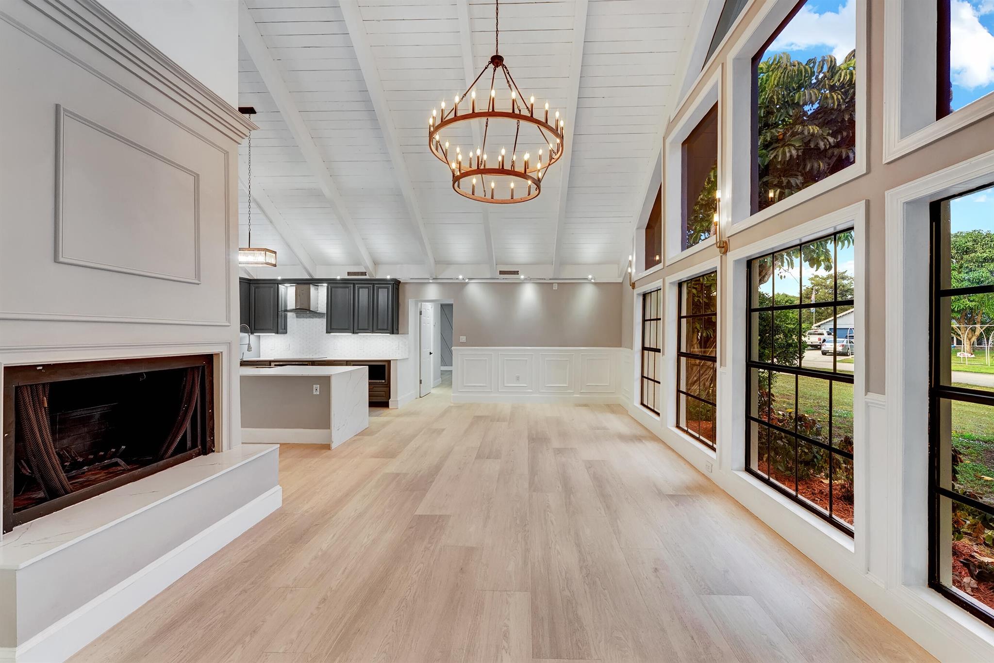 PINEWOOD EAST 2 OF WELLIN - Residential