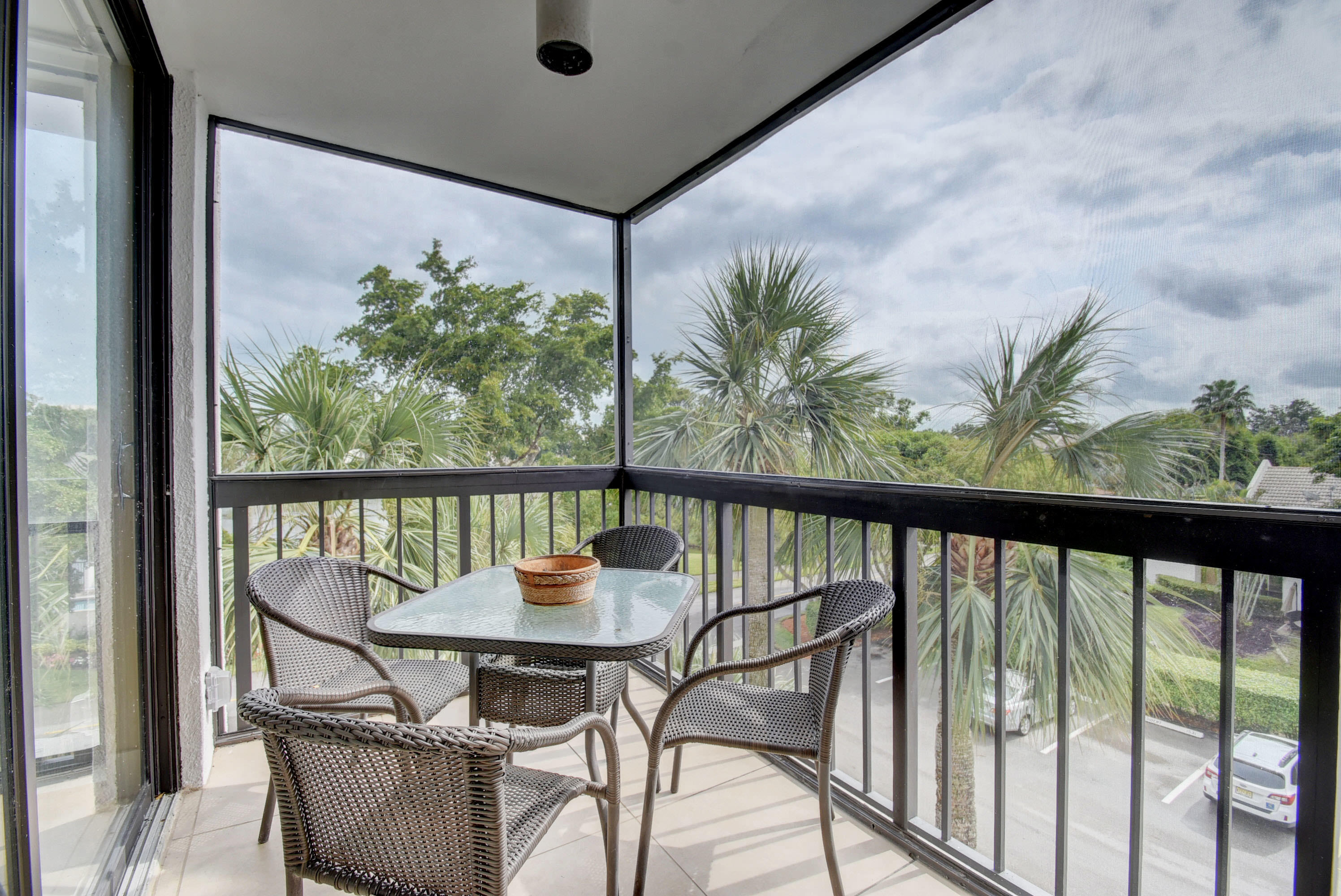 1542 Bridgewood Drive