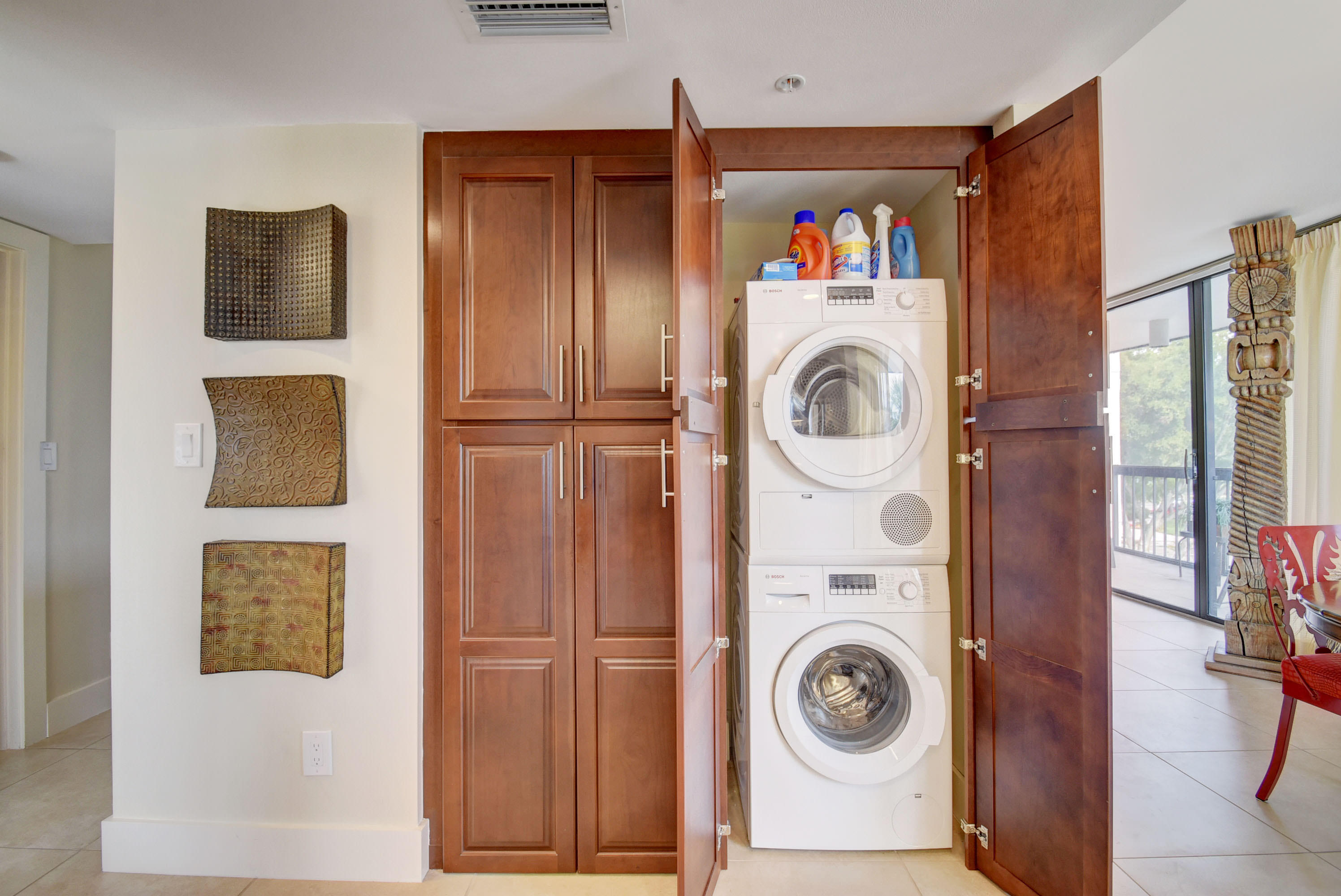 BRIDGEWOOD MID-RISE CONDO - Residential