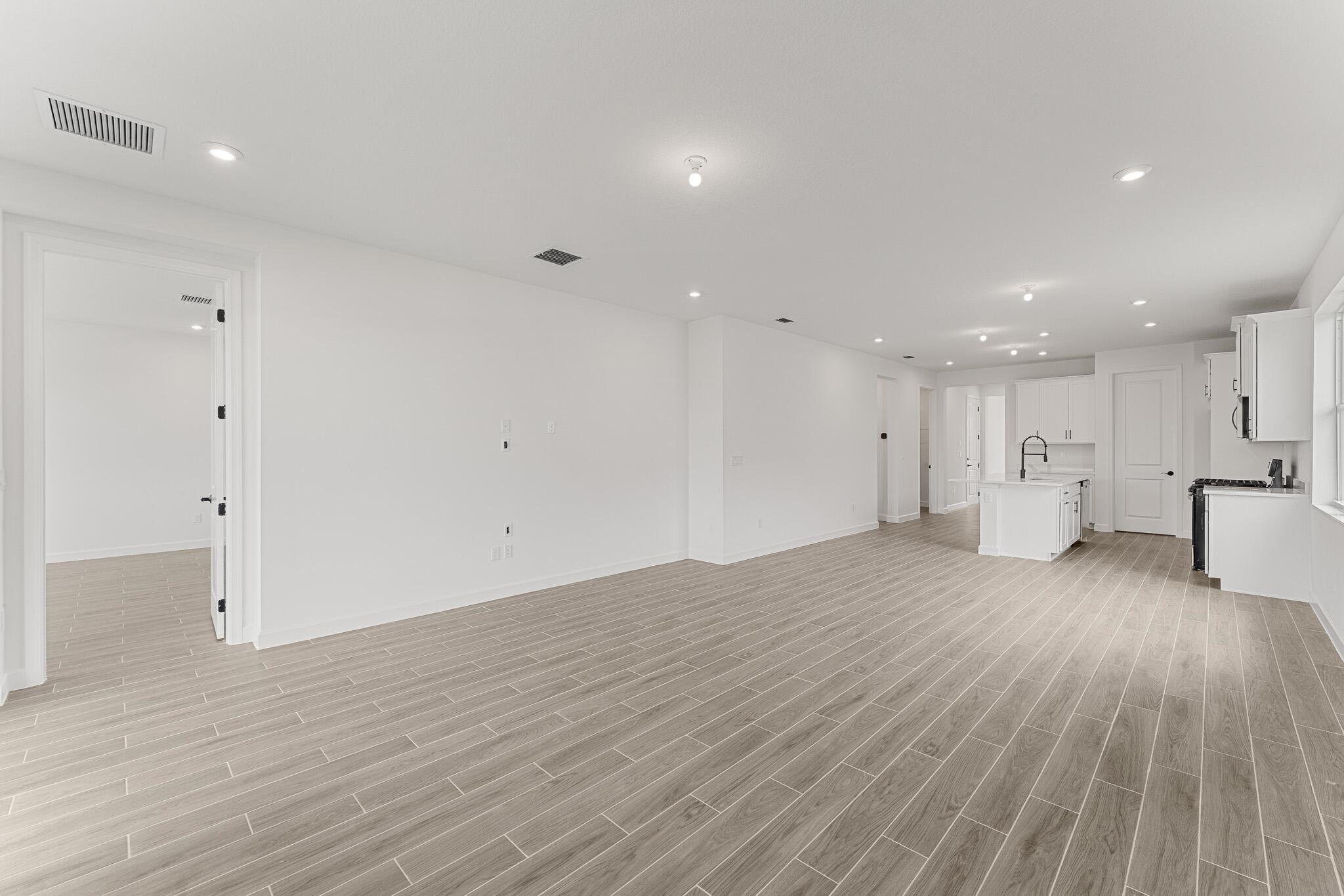 SOUTHERN GROVE PARCEL 28 - Residential