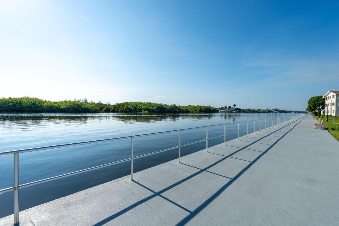 STERLING VILLAGE 530 CONDO - Residential