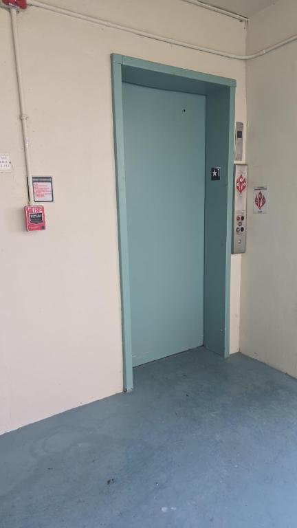 STERLING VILLAGE 530 CONDO - Residential