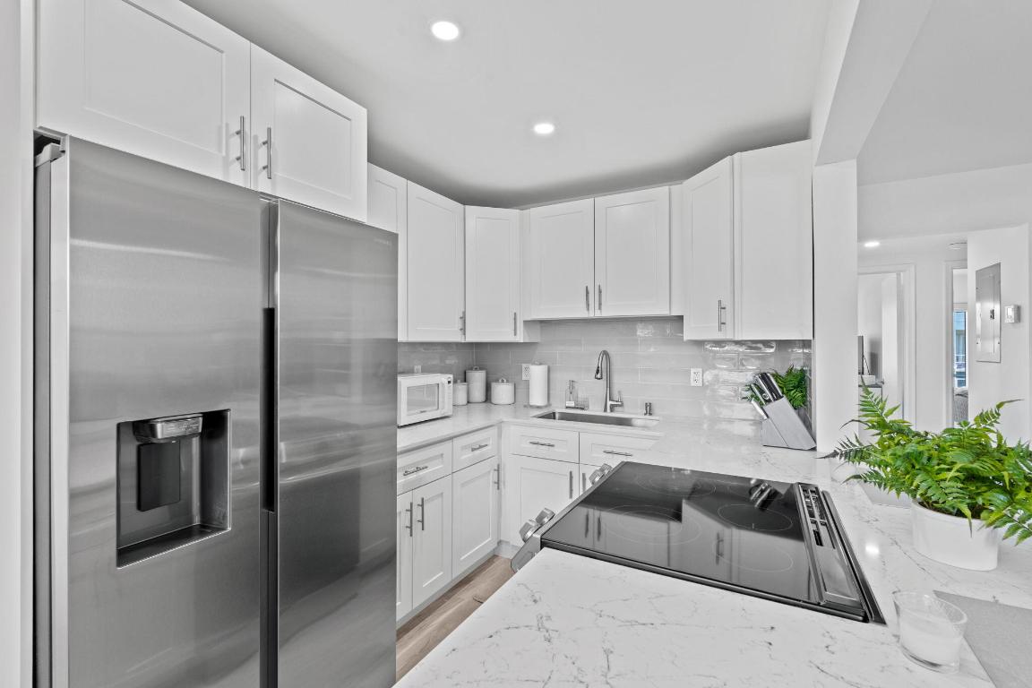 STERLING VILLAGE 530 CONDO - Residential