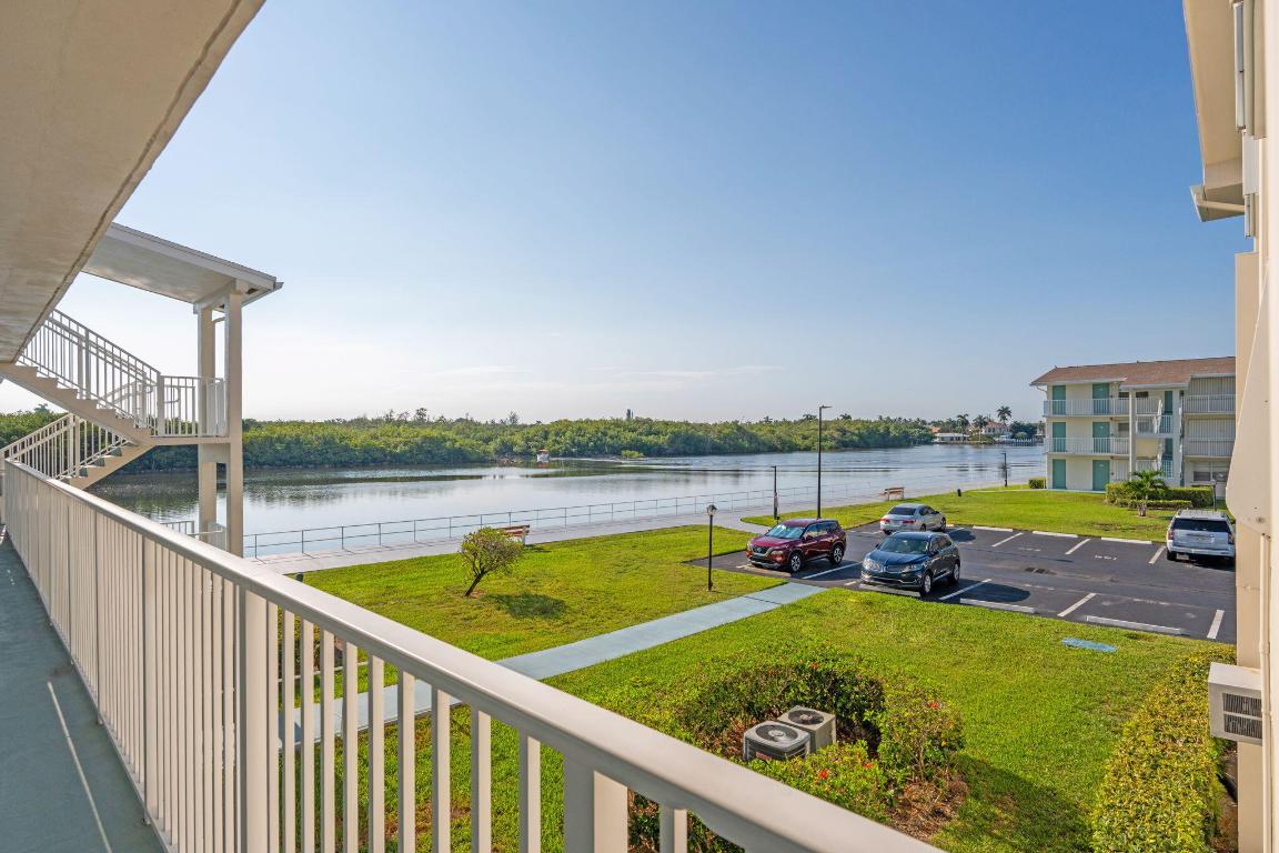 STERLING VILLAGE 530 CONDO - Residential