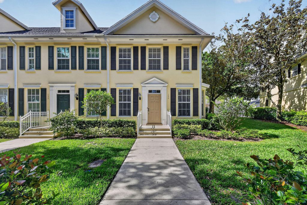 Photo of 150 Redwood Drive, Jupiter, FL 33458 (MLS # B26032810)
