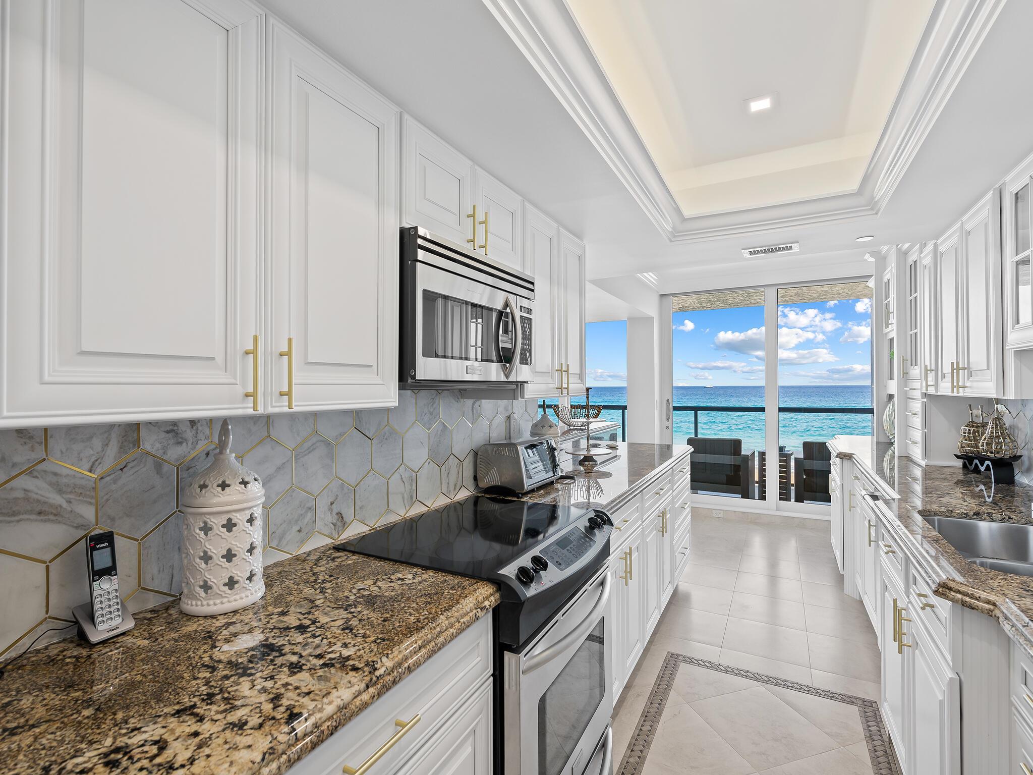 VILLA MAGNA CONDO - Residential