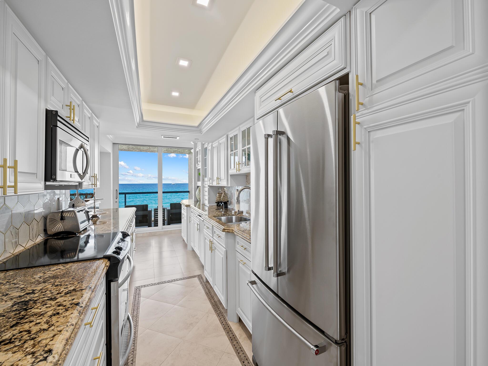 VILLA MAGNA CONDO - Residential